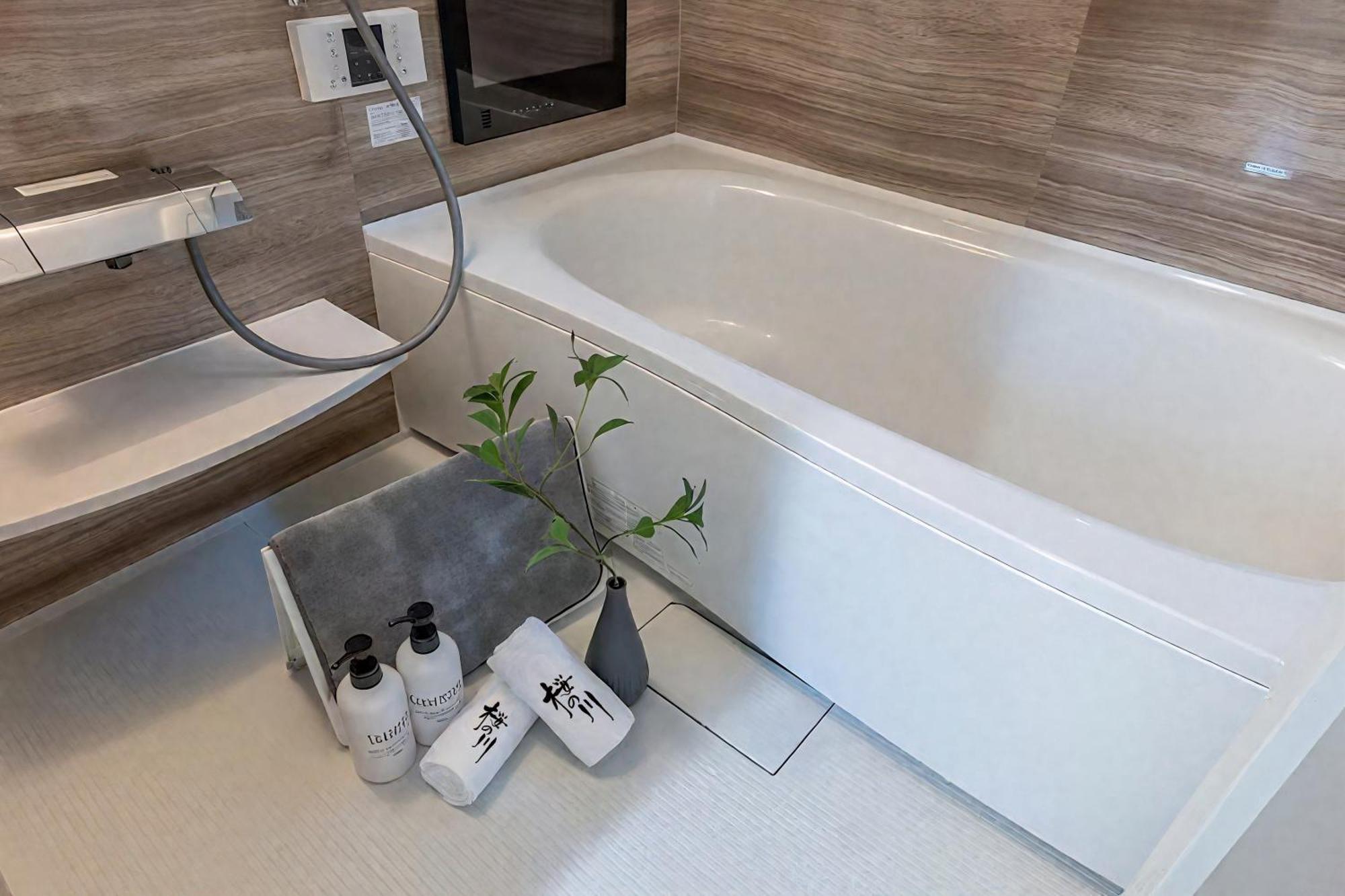 桜の川18 5 Minutes Htsudai Station, 1 Minute Train To Shinjuku, 120㎡ Villa, Four Bedrooms *